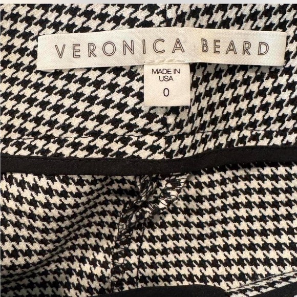 Veronica Beard Hibiscus Pintuck Pants in Houndstooth - Picture 5 of 5